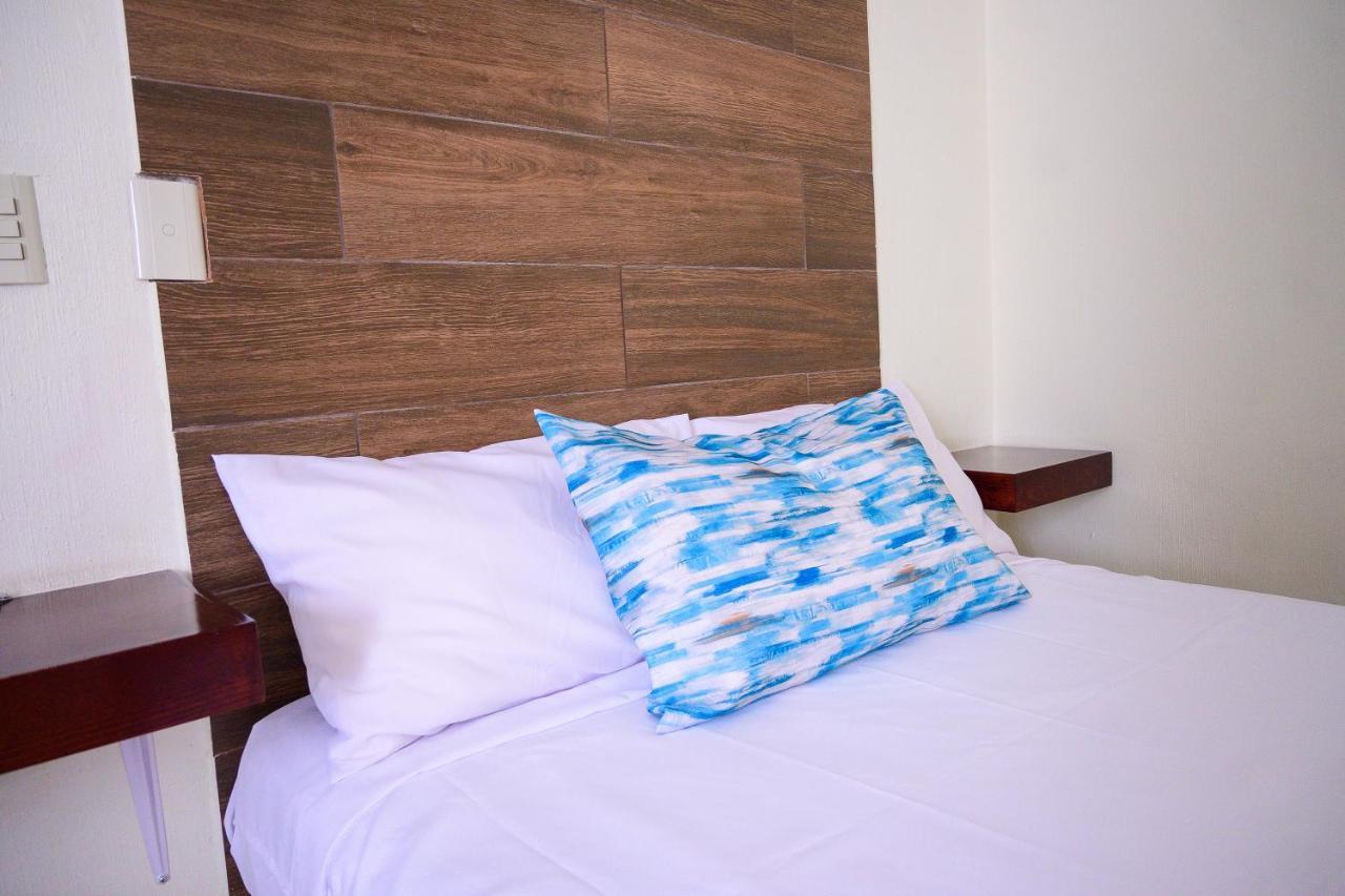 Hotel Acuario En Ocotlan Exterior photo