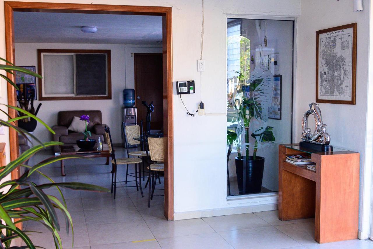 Hotel Acuario En Ocotlan Exterior photo